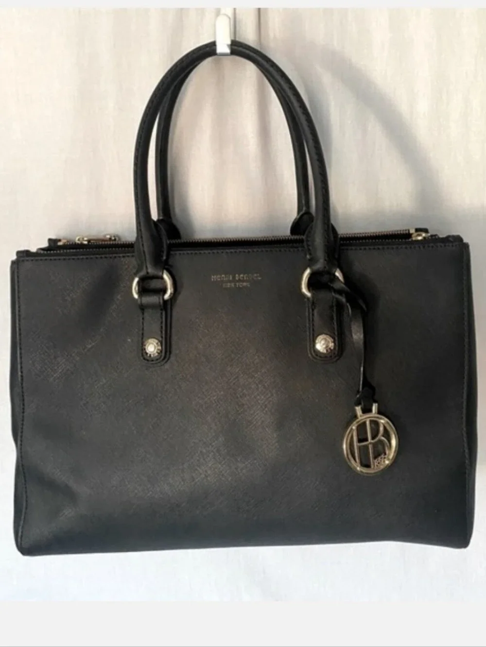 EUC Henri Bendel 3 section satchel